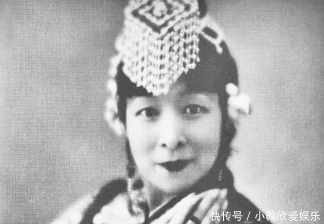 舞后|她是巴黎的蝴蝶舞后,是清朝尊贵的郡主,是慈禧身旁最漂亮的女官