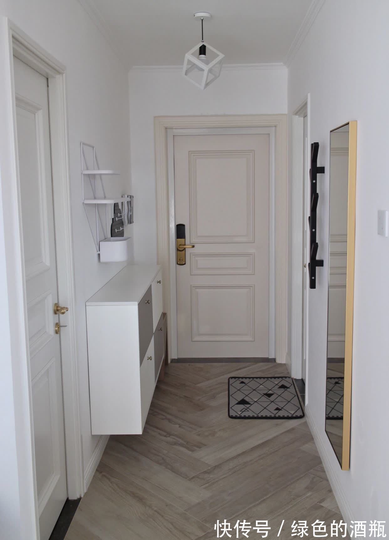 功能区|开门就是客餐厅,鞋柜放在哪,才能不尴尬?