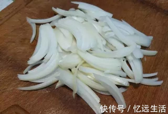 黑木耳|木耳和它是绝配，成本不到5块钱，吃一次相当于给肠道做个大扫除