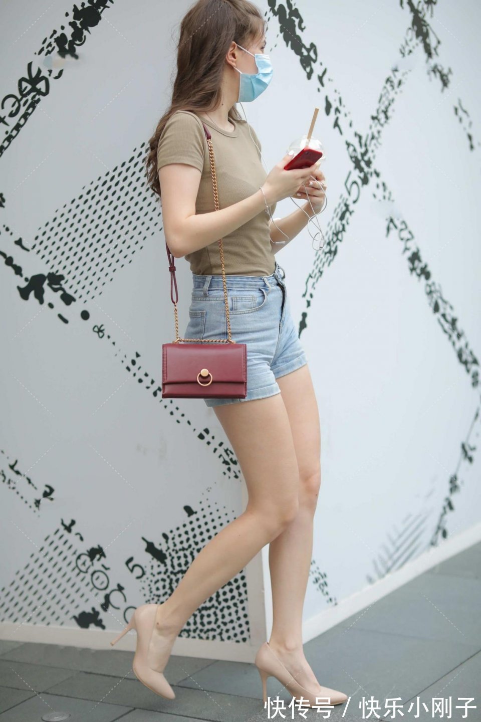 气质|美女的气质真有范,优雅大方又显气质,秀出时尚的感觉