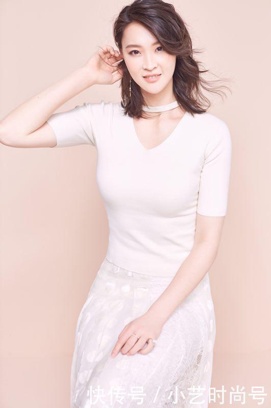 惠若琪|惠若琪穿黑色礼服好惊艳,镂空风格秀运动身材,化妆后真美