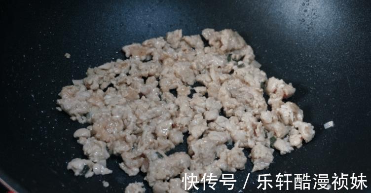 调制|我家夏天常做的下饭菜,高蛋白好消化,成本3块钱,真馋人