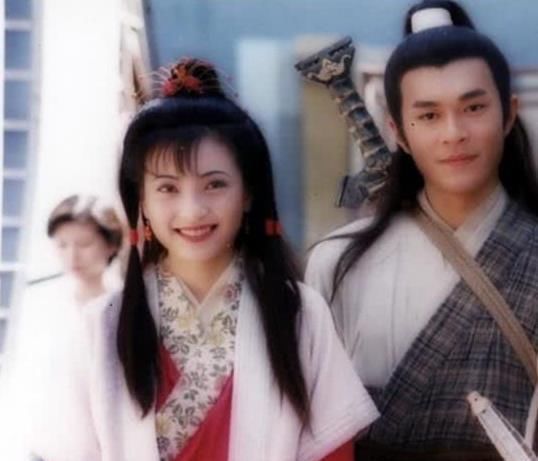 小龙女逝世,杨过为啥娶了郭芙,不选郭襄?郭襄输在了“起跑线”