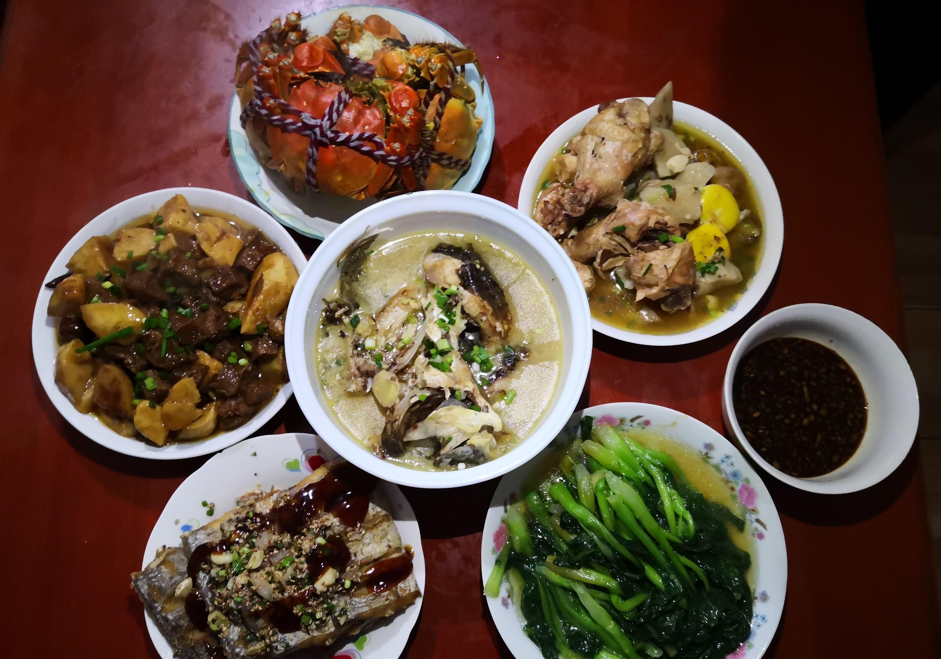 家宴|生日家宴母亲做了5菜1汤,在朋友圈火了点赞无数,网友流口水