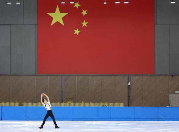 陈虹伊|中国花样滑冰单人项目举行北京冬奥会选拔赛