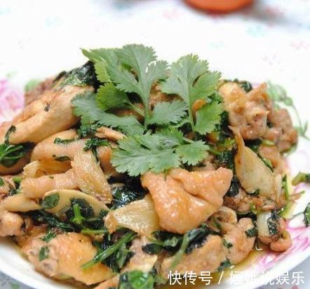 大厨分享招牌小炒菜，让人越吃越上瘾，比饭店的好吃还实惠