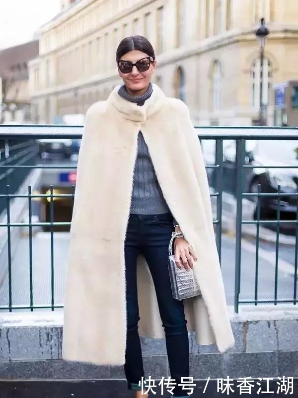 今年最火高领毛衣+大衣,才是秋冬绝配!