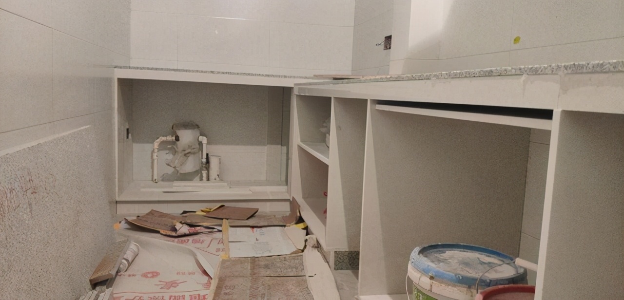 密度板|厨房不一定要做橱柜,炒菜做饭这样“弄”,高级美观又耐用