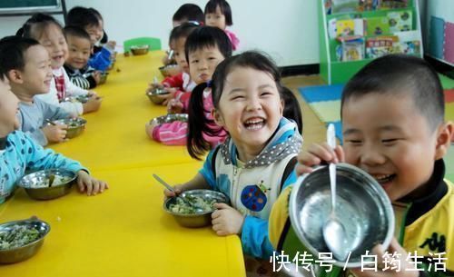 烹饪类|孩子夸赞幼儿园饭菜香，每顿都能吃两碗，真实照片让妈妈颠覆想象