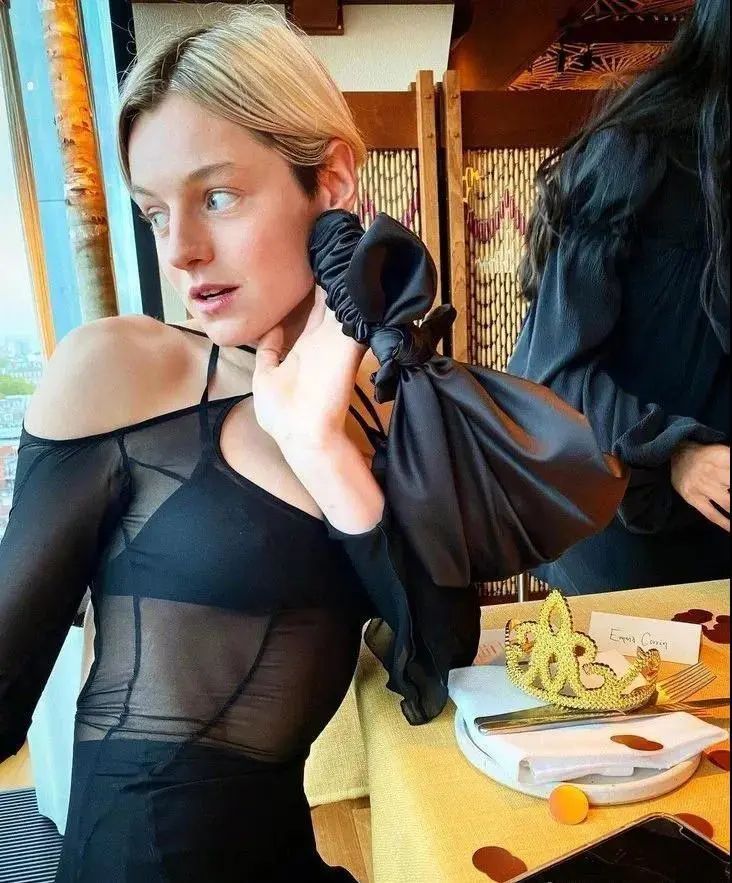 针织|一字肩针织衫，9月不穿傲娇下线