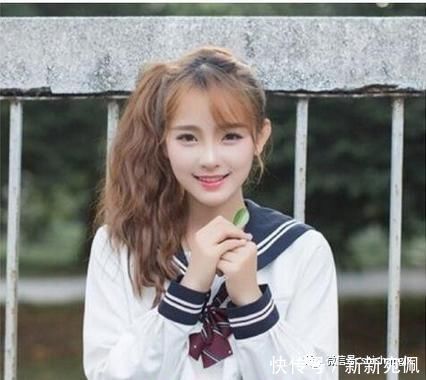 头发|学院风的女生发型扎发，好看自然又简单，特别唯美