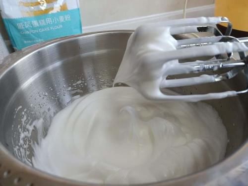  粗粮|最近迷上蒸蛋糕，一口蒸锅就能做，好吃不上火，粗粮细吃更健康