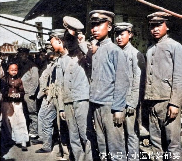 易代|给老照片上色:清末民初易代之时的众生相