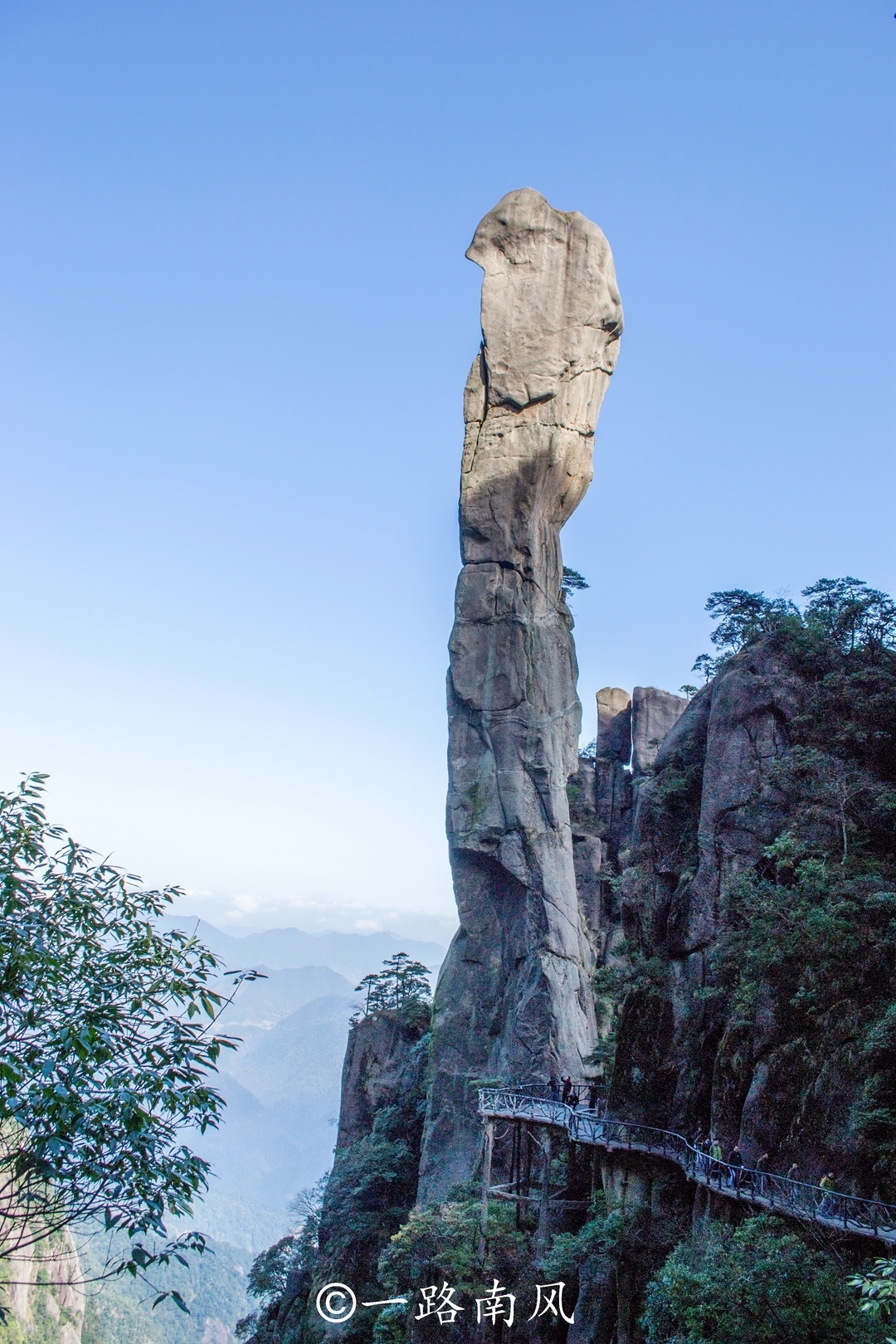 隐藏|江西隐藏一座“道教第一仙山”，常年云雾缭绕，来此游览如入仙境