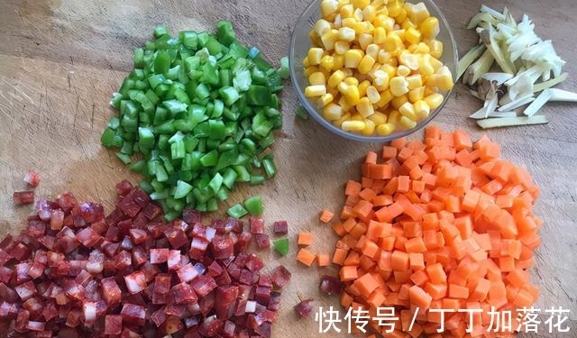 饭菜一锅出，真是懒人的福音，轻松解决2碗米饭！