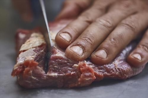 炒牛肉，不要放盐和淀粉腌制，多放2种东西，牛肉又香又滑嫩