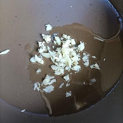 这道香干炒肉丝真的是不讲究,有啥放啥都好吃