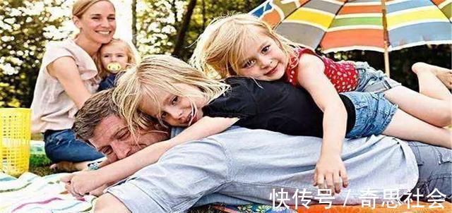家庭|多子家庭中,哪个孩子会最孝顺父母应该牢记孝顺和出生顺序无关