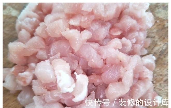 姜粉|包胡萝卜饺子时,直接剁馅就是外行,多加1个步骤,萝卜更软香