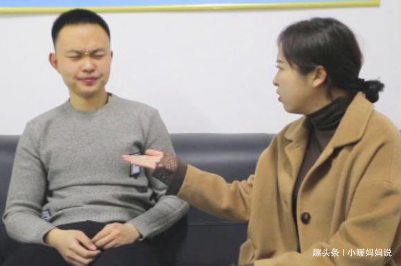 老公|二胎妈妈参加女儿幼儿园活动,竟被老师错认成奶奶,老公更是嫌弃