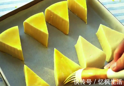 鸡蛋液|过年了，给大家做几道网红甜品，丰富餐桌，提升档次，操作简单