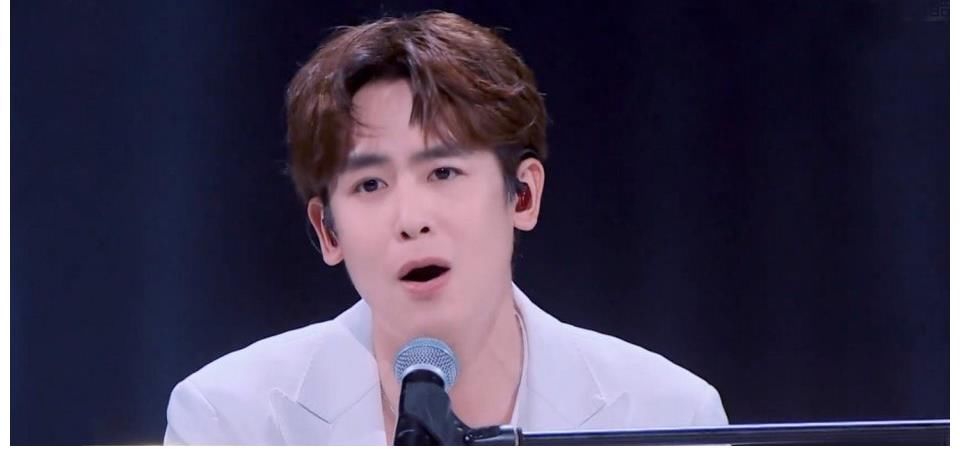 《追光吧》开播,4大改变去油成功,初舞台诚意满满,3大黑马惊艳全场