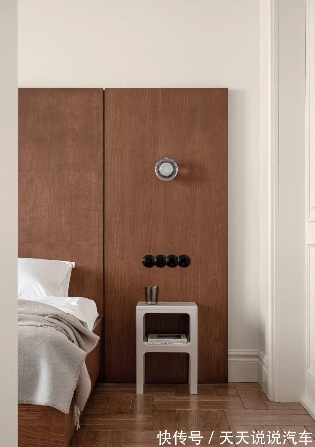 石膏线|57㎡极简,石膏线和复古家具,增加高级感;粉色卫浴间,太好看了