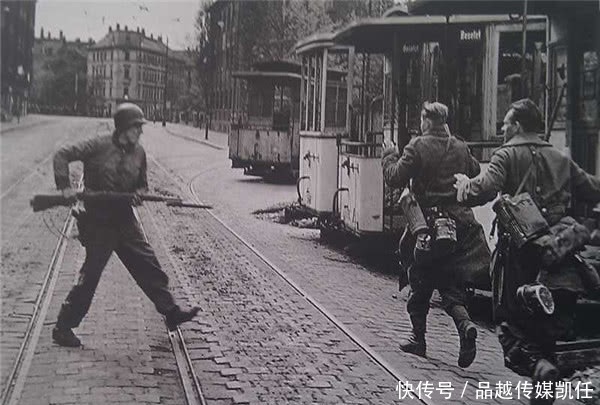 下令|战争时期此兵种不能杀!日军执意下令开枪,17万人因此送葬