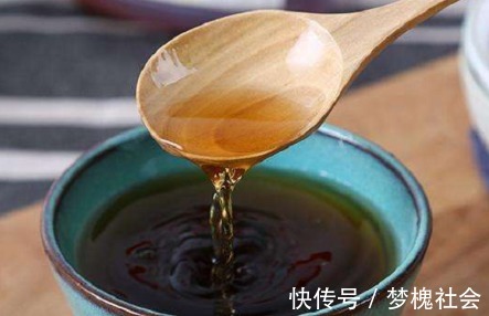 汁儿|调白菜饺子馅,教你“3不加1多加”,饺子鲜香嫩滑,美味多汁儿
