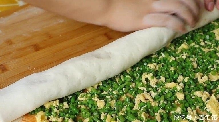 豆角|一把豆角，4个鸡蛋，筷子搅一搅，出锅比红烧肉还好吃