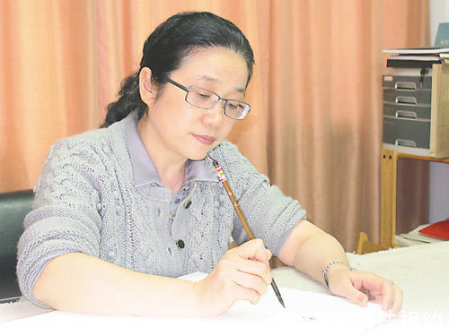 笔法@孙晓云也是一位“国展专业户”,连续斩获四届国展大奖,笔法老辣