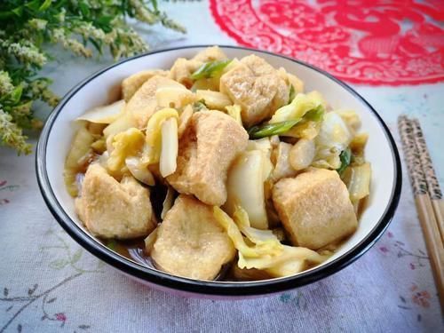  白菜和它一起炒，鲜香可口营养好，宁可不吃肉也要吃它，好吃极了