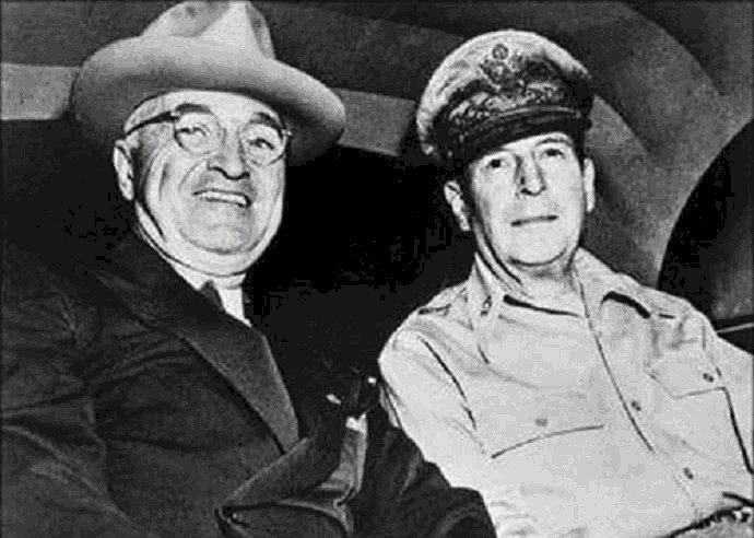 麦克阿瑟|麦克阿瑟职业生涯最大的“耻辱”,他为什么会被解职?