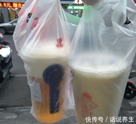  奶茶|外卖小哥“不想接单”的4种餐，常遭“差评”，外卖小哥心里苦