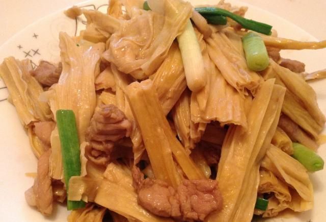 养颜抗衰|此菜是女人的“天然黄体酮”,女人常吃,养颜抗衰,45岁不显老