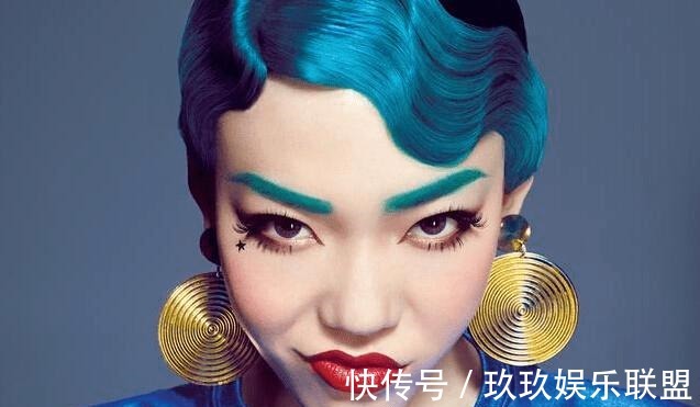 一件好事|20岁成名一夜爆红,资源好过娱乐圈“老人”,现沦落至小县城商演!