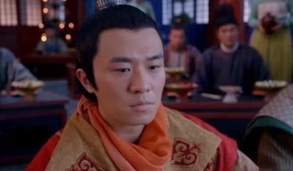 皇权|武则天和儿子进行残酷的皇权PK时，一牛人出现了，结局太意外