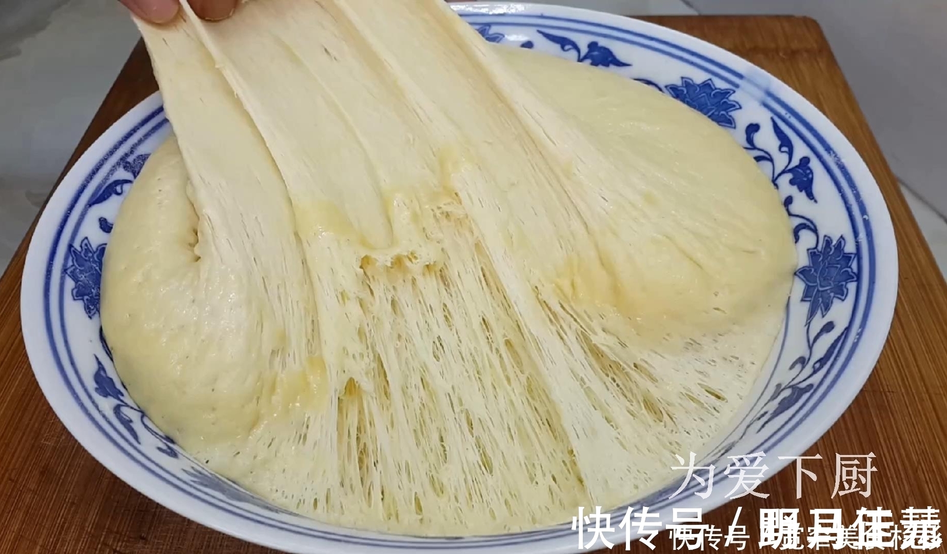 在家面粉别烤面包了，大厨教你几招，比蛋糕烧饼还香，非常的美味