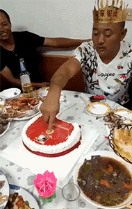 这身|妹子,你这身霸气的纹身在哪里做的,让人看到之后退避三舍