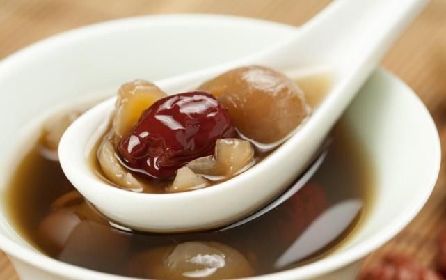 气虚|气虚的人,身上这个地方爱出汗,如果你也是,最好补补气了