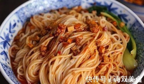 面条|原来挂面也能这么好吃，油润开胃，好吃不腻，吃了一碗还想再吃！