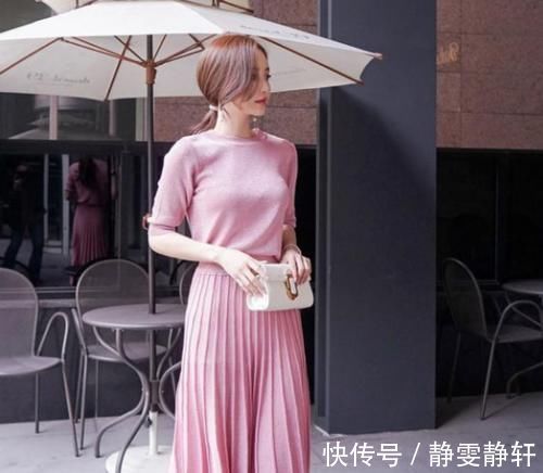 穿搭 美女穿搭：百褶裙配合上飘逸的雪纺材质，气场释放出无限的魅力
