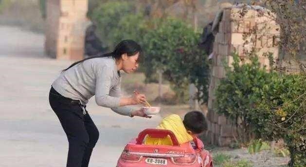 宝妈|宝宝不好好吃饭,那是因为父母没有用对方法,以下4点必须要了解