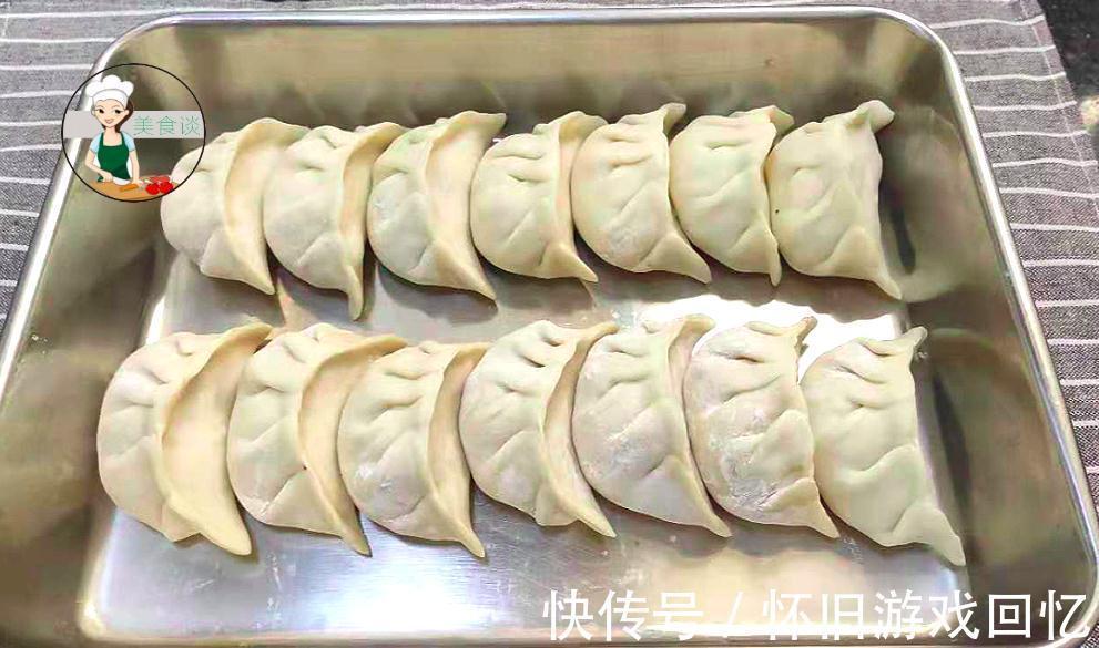 小雪|冬天，此菜记得给家人吃，维C是梨8倍，人称小人参，包饺子真香