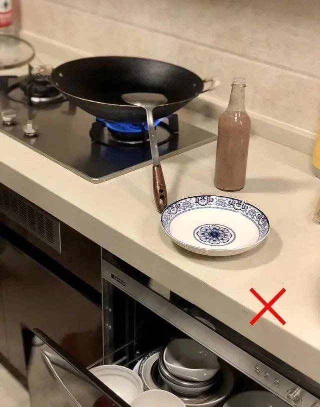 安装|新房入住抹脖自尽！这15处装的感觉没带脑子！房毁钱光！一团乱麻