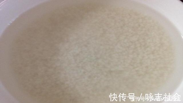 韩国这道小吃多数人都没吃过,我们自己在家也可以制作,简单美味