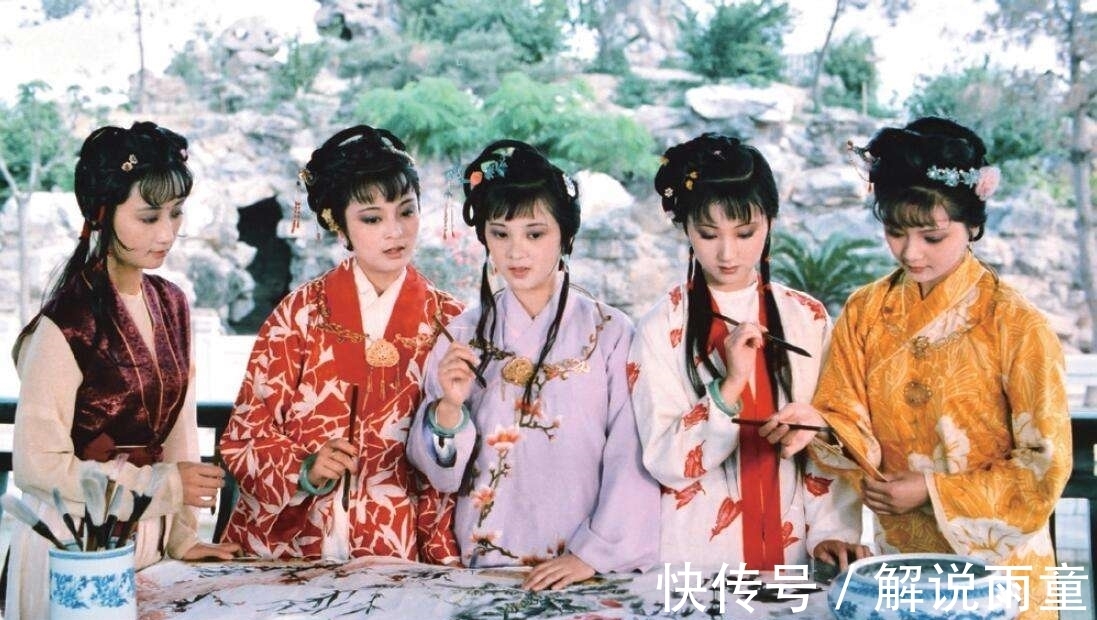 新版&87《红楼梦》和新《红楼梦》“丫环”颜值大对比,最美依旧是晴雯