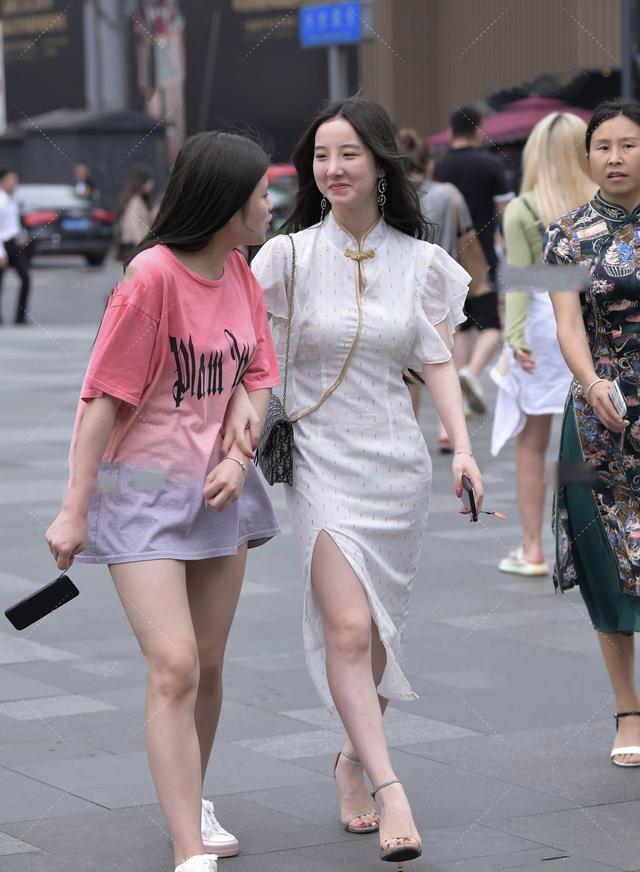典雅|时尚：白色旗袍高贵典雅，穿在身上非常的有气质，满满的精致感