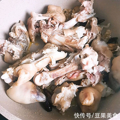 好吃到忍不住干掉几大碗饭｜软糯香甜，巨巨巨好吃的红烧猪蹄