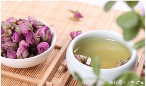 小叶增生|有乳腺增生的女人,改掉3个坏习惯,多吃2物,更容易缓解增生